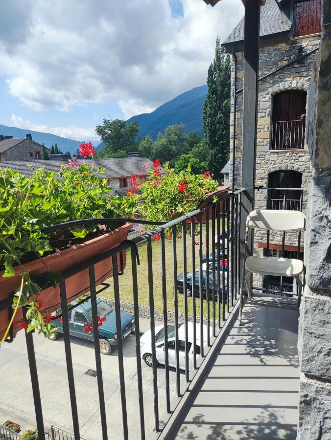 Apart. Casa Juaneta Pirineo-Ordesa 布罗托 外观 照片
